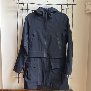 Lululemon two in one Black Hooded Jacket size 6